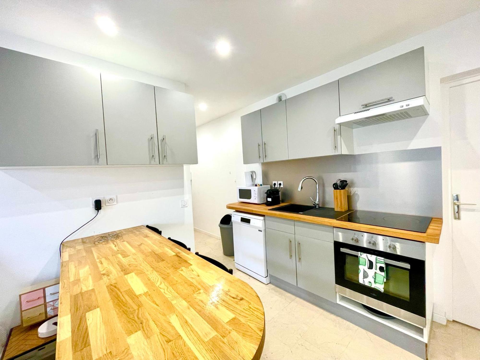 Bngo I Le Spacieux I 3 Chambres, 2 Salles De Bain, Parking Prive Gratuit, 8 Personnes, Vieux Lyon Hypercentre Exterior foto